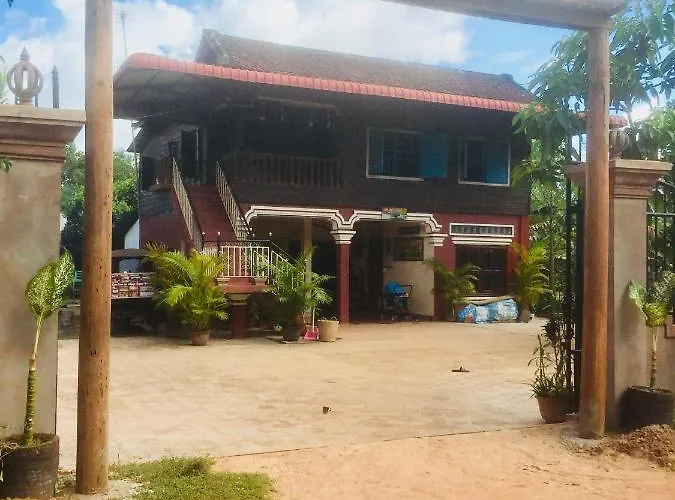 Pensjonat Eco Village Homestay *